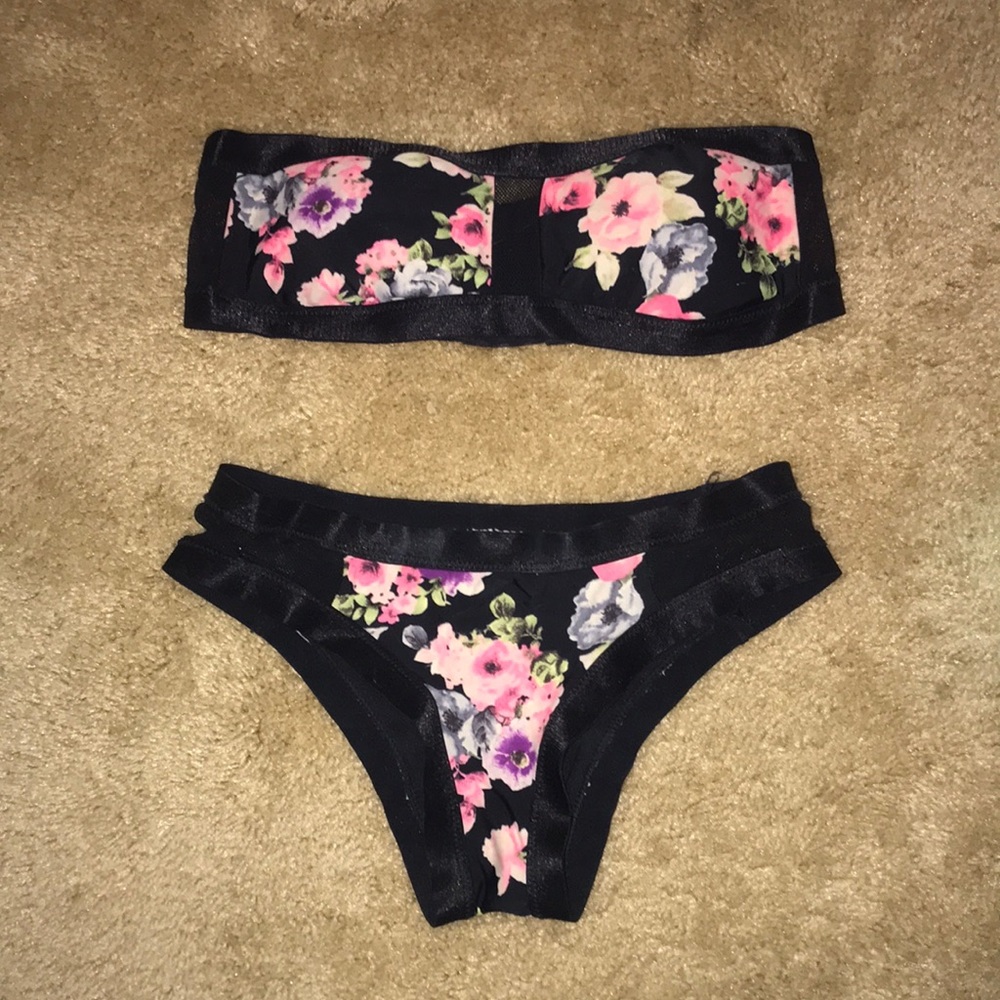 Floral strapless mesh bikini